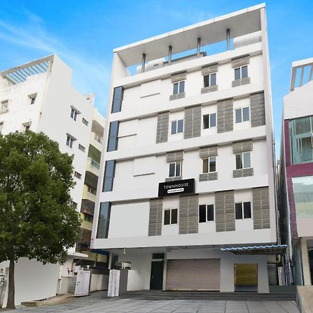 Super Townhouse Alwal Road Otel Trimulgherry Dış mekan fotoğraf