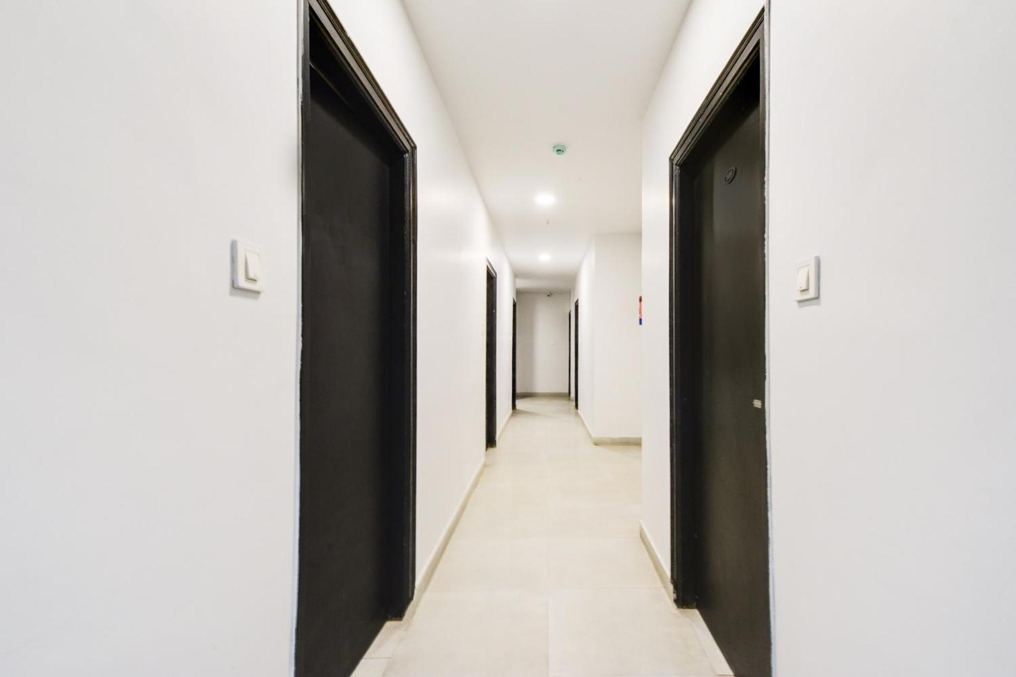 Super Townhouse Alwal Road Otel Trimulgherry Dış mekan fotoğraf